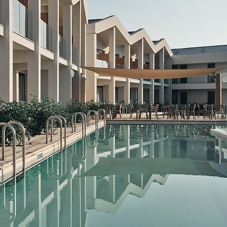 Aqua Bay Suites Planos  Bagian luar foto